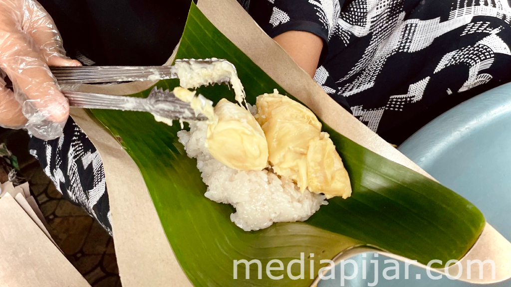 Pulut Durian Eva- mediapijar.com