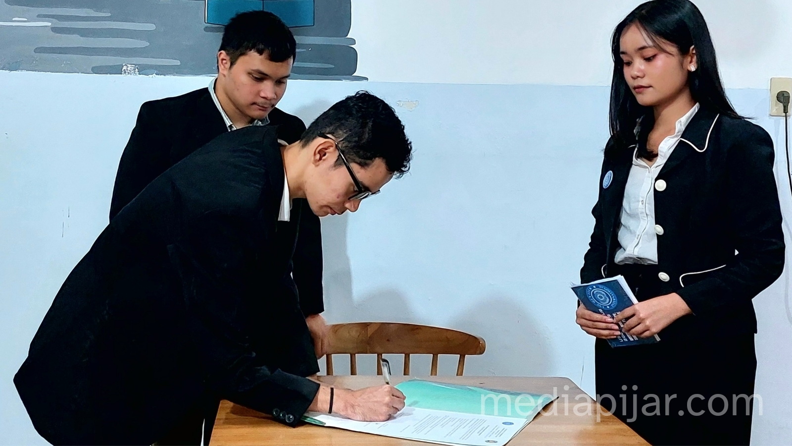 Sertijab USU MUN Club 2024/2025 sebagai Transisi Kepengurusan untuk Dampak Berkelanjutan - www.mediapijar.com