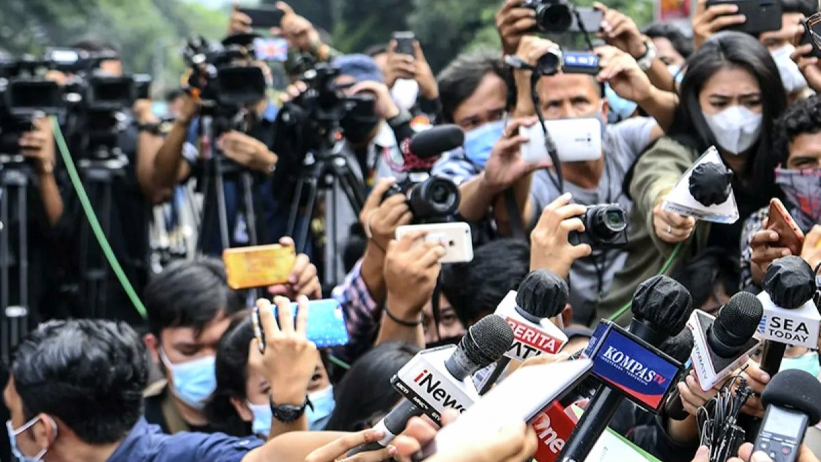Ruang Aman Terancam, Gelombang Serangan terhadap Jurnalis dan Upaya Pembungkaman Pers - www.mediapijar.com