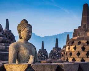 Hari Raya Waisak ke-2569 Buddhist Era - www.mediapijar.com