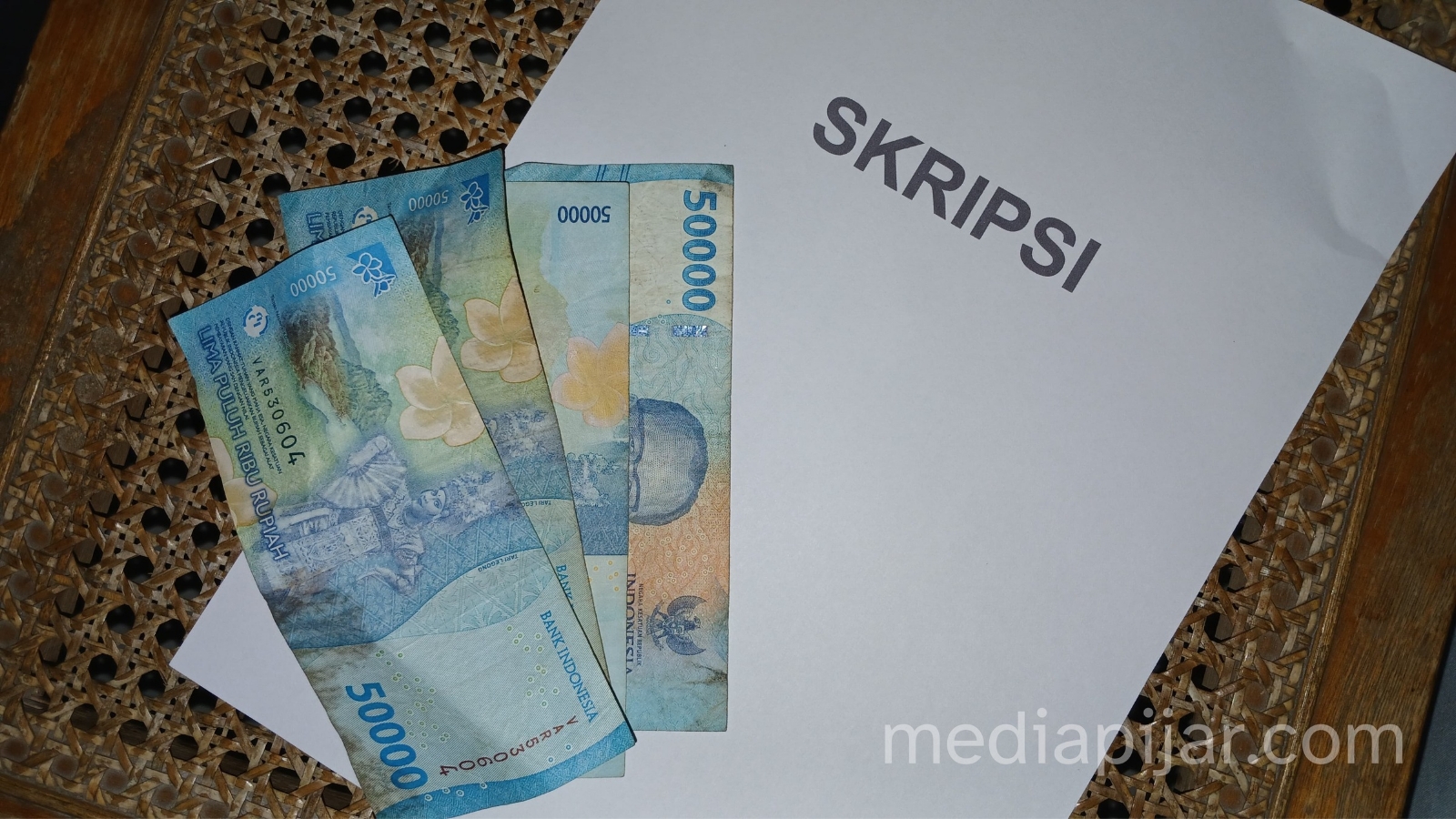 Ketertarikan Penggunaan Jasa Joki Skripsi bagi Mahasiswa Semester Akhir - www.mediapijar.com