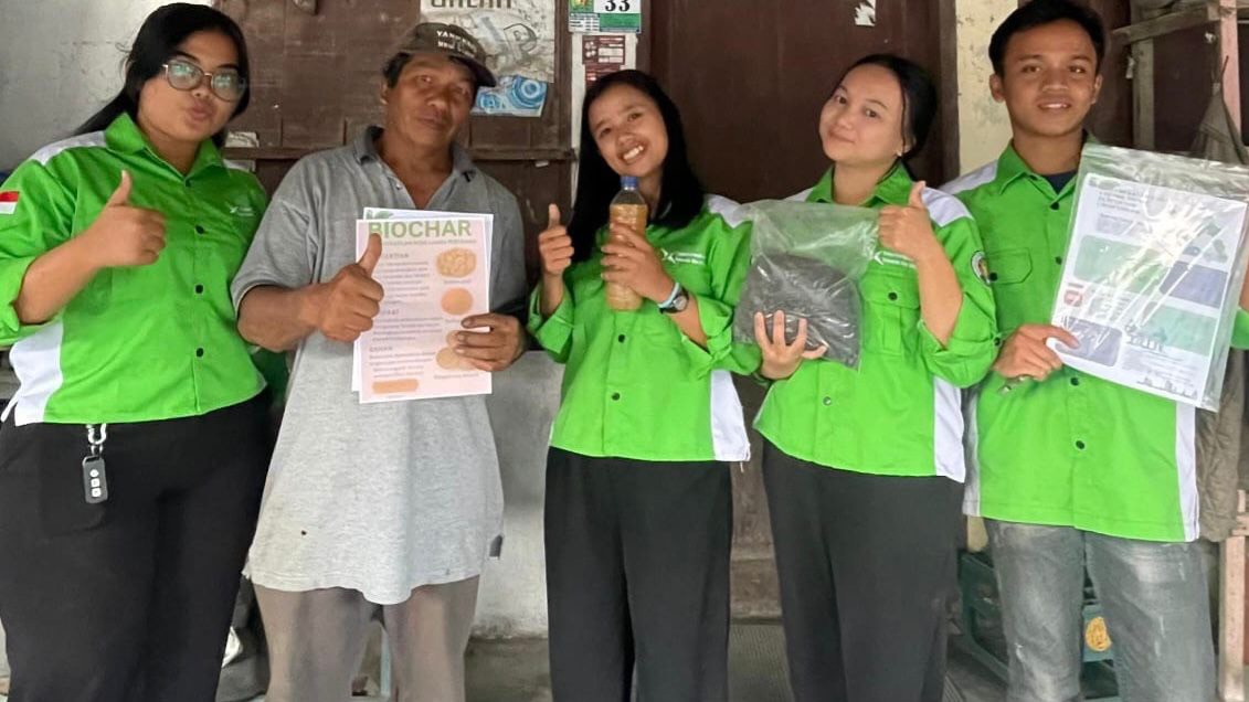 Mahasiswa KKNT 09 Lintas Disiplin Dorong Lingkungan Berkelanjutan di Desa Dokan - www.mediapijar.com