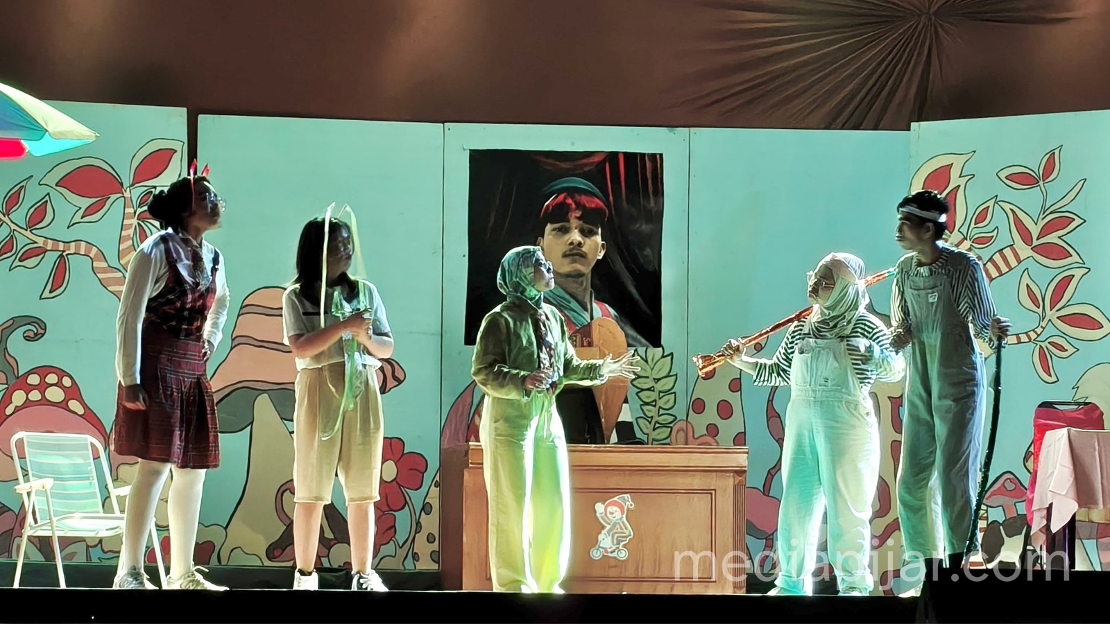 Teater O Rayakan 34 Tahun Lewat Pertunjukkan Komedi Satir - www.mediapijar.com