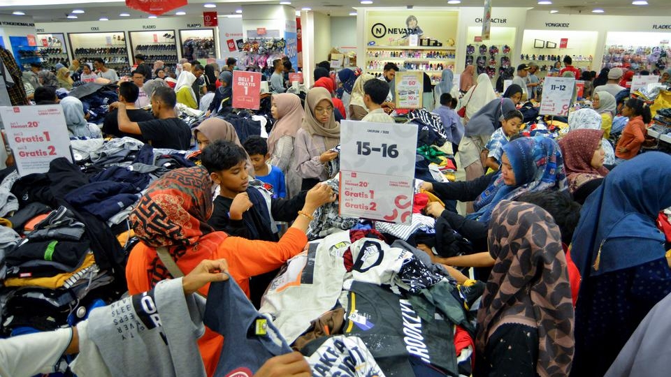 Pembelian Massal Menjelang Lebaran, Sebuah Pilihan Bukan Kewajiban! - www.mediapijar.com