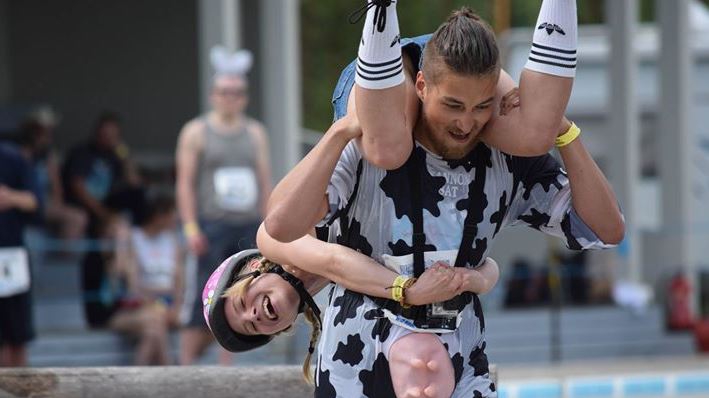 Wife-Carrying Race, Legenda Lokal Finlandia yang Jadi Kejuaraan Olahraga Dunia - www.mediapijar.com