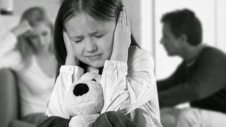 Retaknya Rumah, Rapuhnya Jiwa Anak : Dampak Perselingkuhan dalam Keluarga - www.mediapijar.com