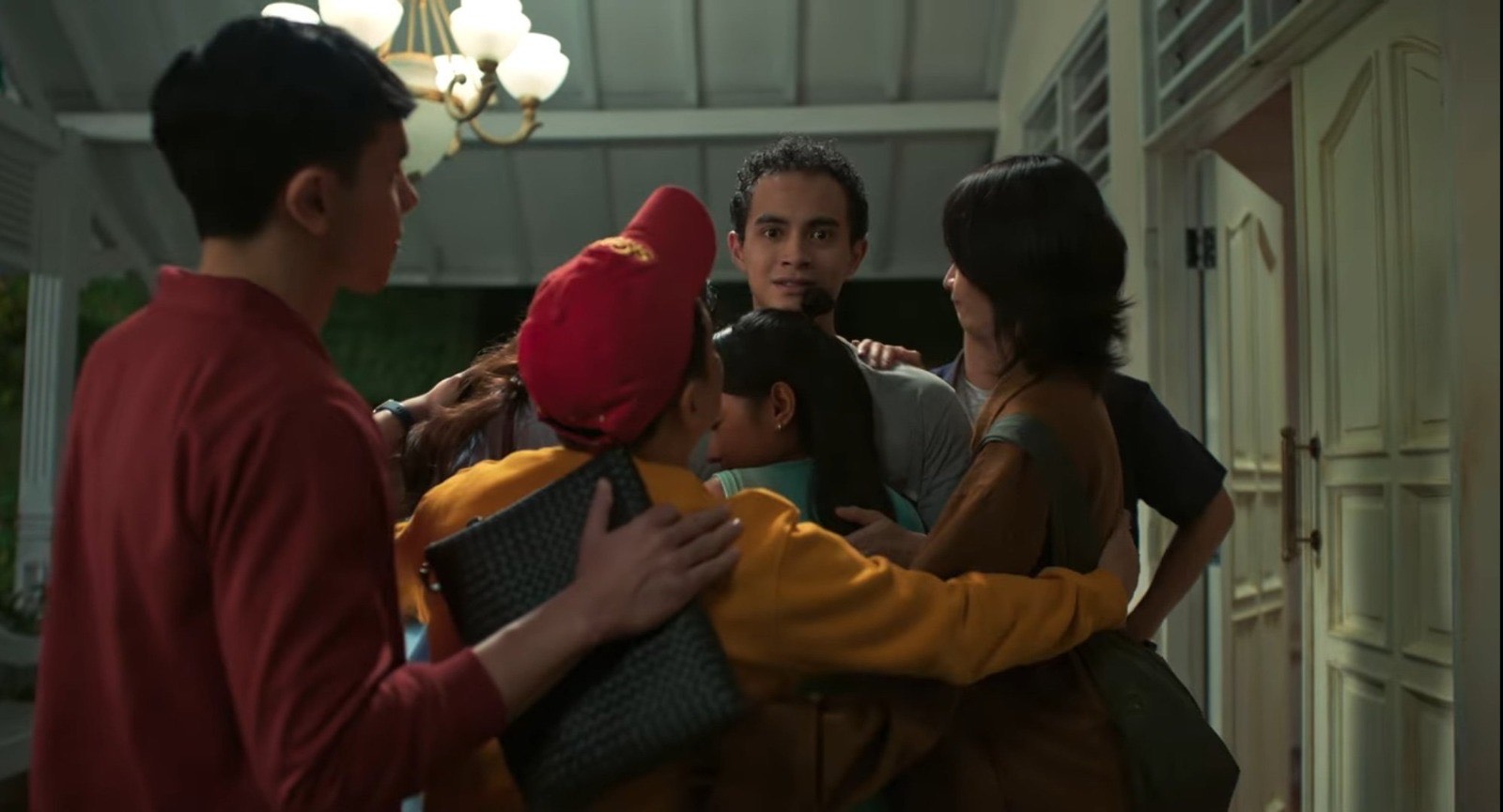 Sepi yang Berubah Jadi Masalah dalam Film Tinggal Meninggal - www.mediapijar.com