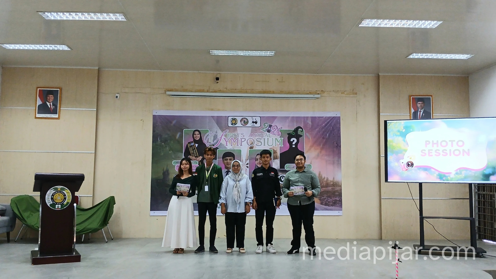 foto bersama panitia imsi