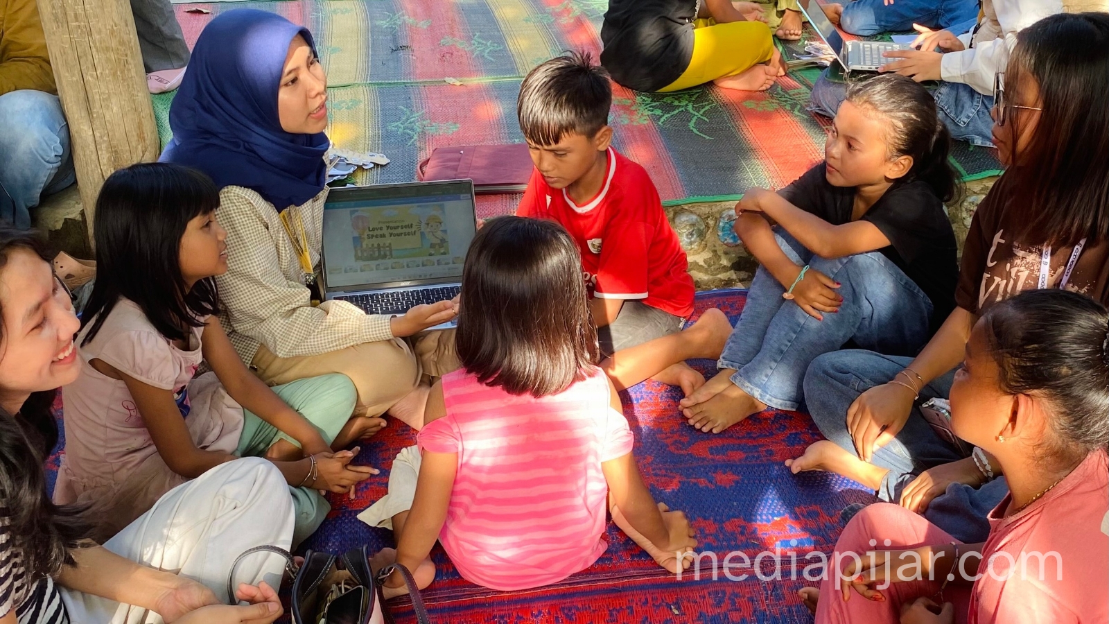 sesi story telling lumira organizer