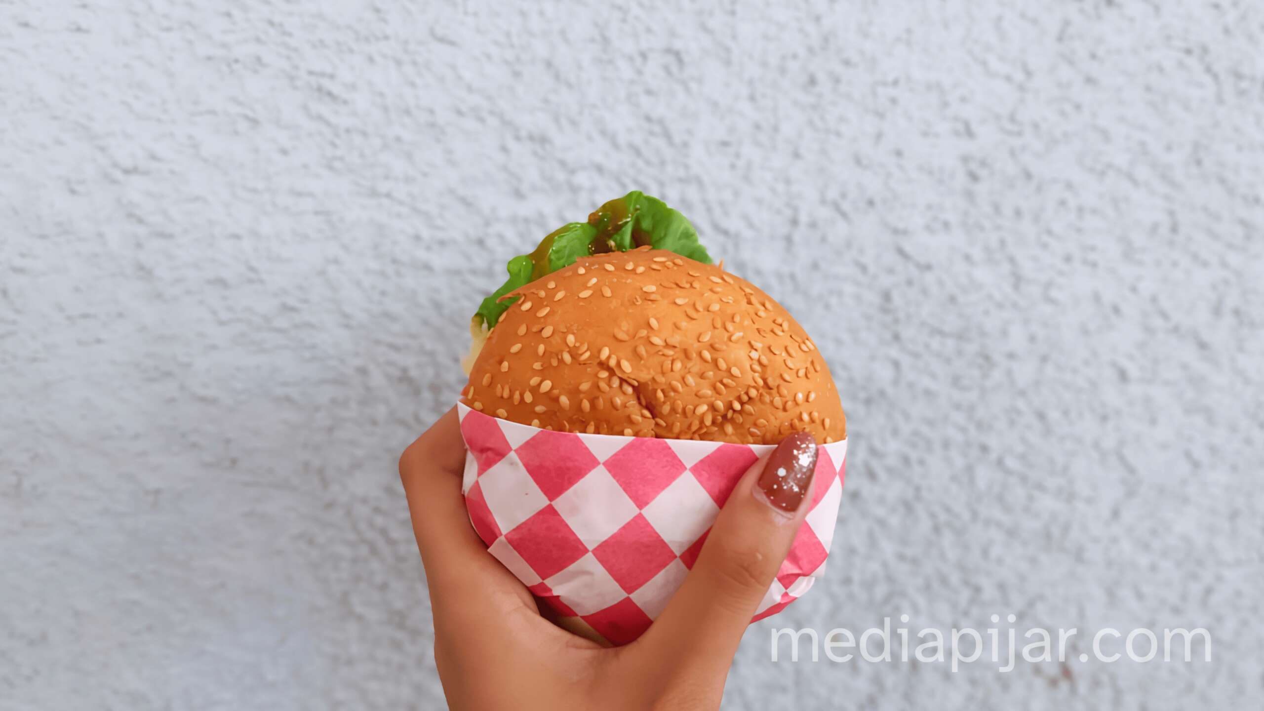 minimalist food photography