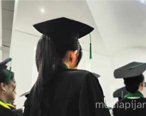 wisudawan