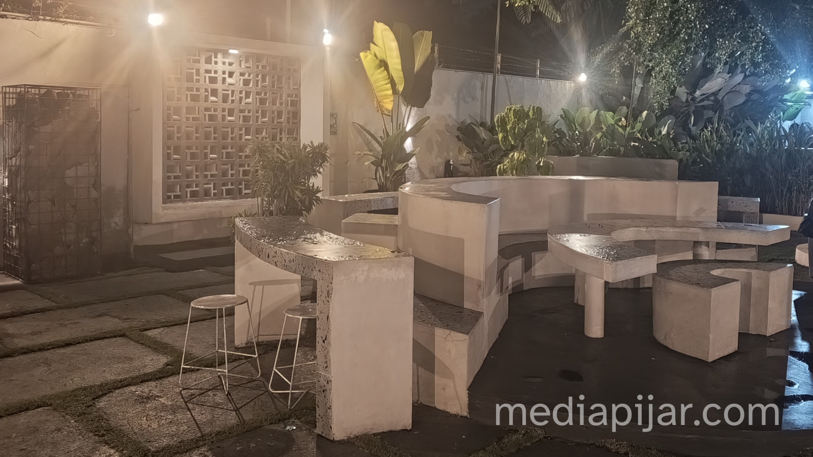 Area Outdoor Gramasphere