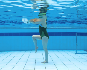 foto olahraga water pilates