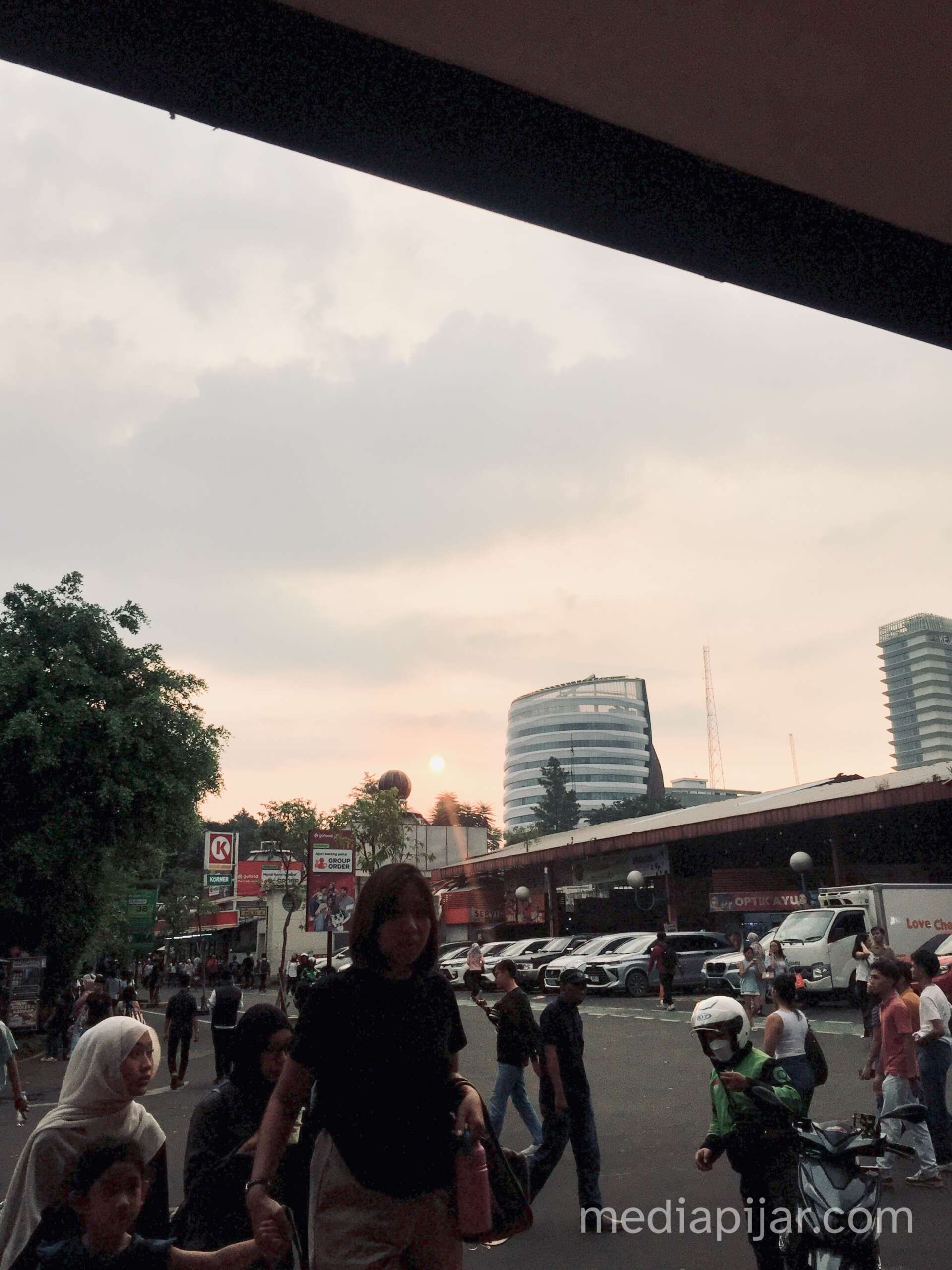 blok m dan kegiatannya
