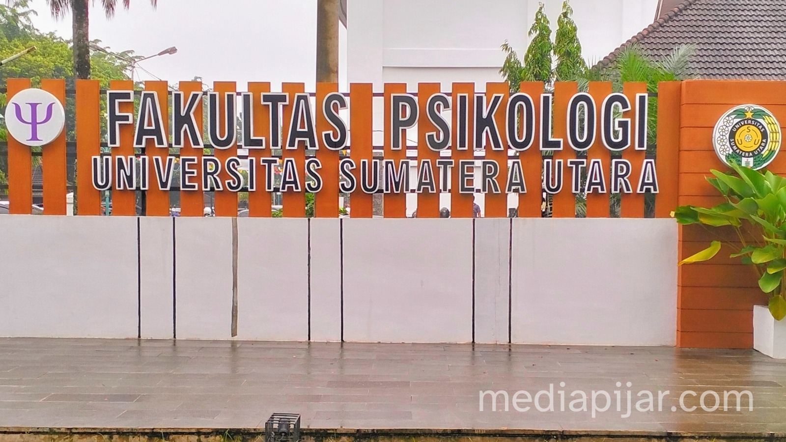 foto depan fakultas psikologi USU