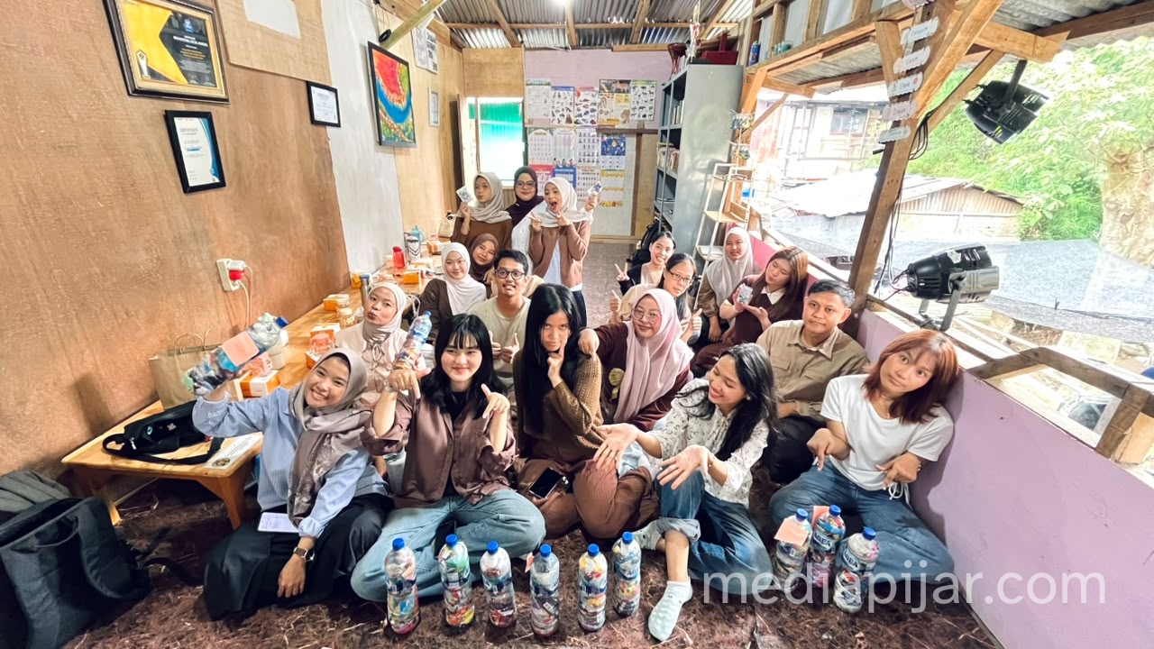 pembuatan ecobrick bersama