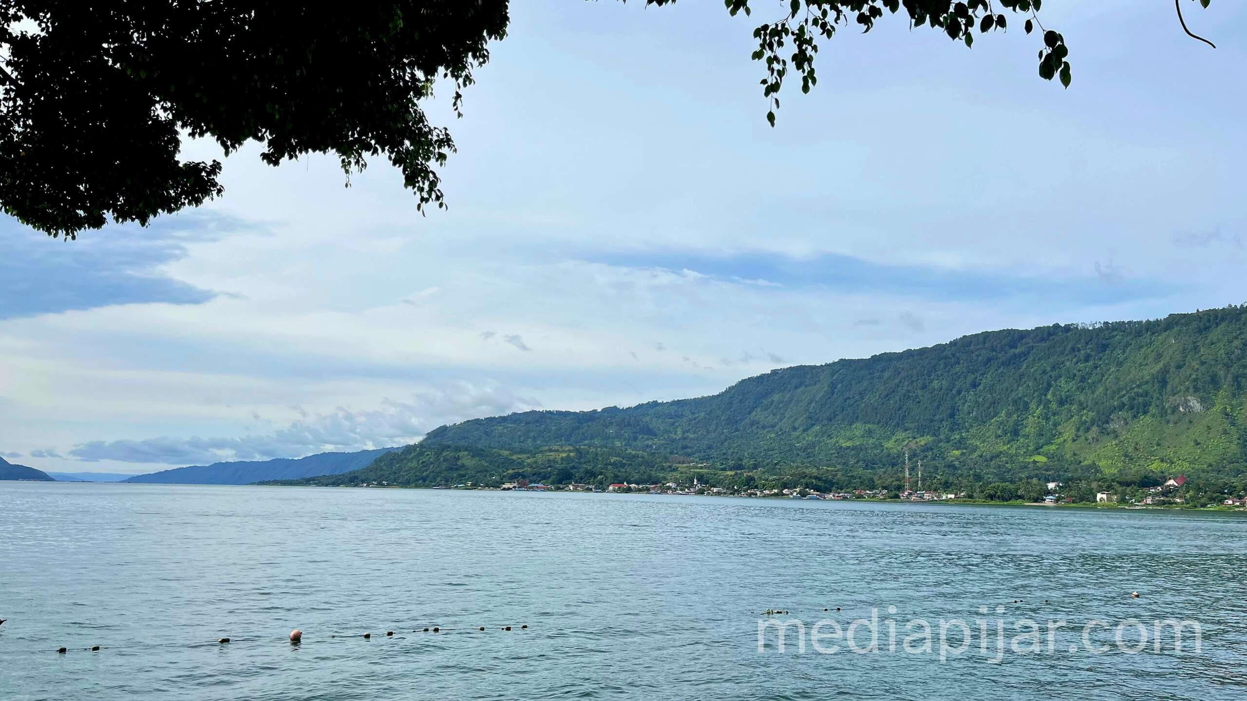 pemandangan danau toba