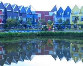 Foto Refleksi - Galeri Foto Pijar